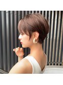 グレージュブラウン/ミディアムレイヤー/韓国巻き/顔周りカット