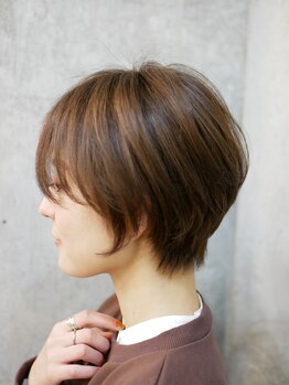スリーセブントウキョウ(37-Tokyo)の写真/艶×芯を強く×ダメージレスな施術で、大人女性の魅力を引き出します◎白髪ぼかしで自信に満ちたスタイルへ