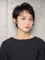 シック(sick)&nbsp;グレーカラー＋くせ毛ショート