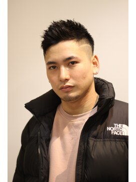 クオンヒール 堺筋本町店(QUON HEAL) アップバング/フェード/刈り上げ/スパイキーショート