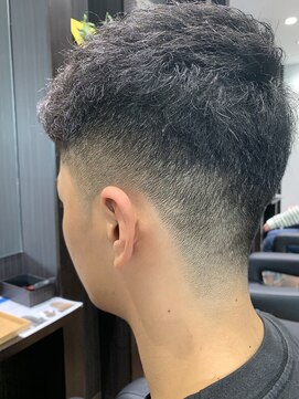 バンズヘアーファミリー(Ban.s Hair Family) スキンフェード