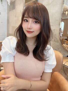 ロンドアリシア 金山(Lond Alexia) チョコレートブラウン　レイヤーミディアム