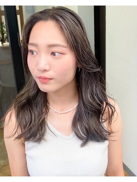 ノラ ウメダ(NORA UMEDA) 【NORA UMEDA 高木】大人可愛い20代30代◎細いハイライトカラー