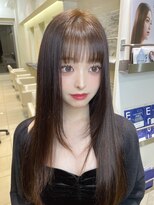 マティス 表参道(matiz)&nbsp;ぱっつん前髪ミルクティーアッシュダークアッシュカール姫カット