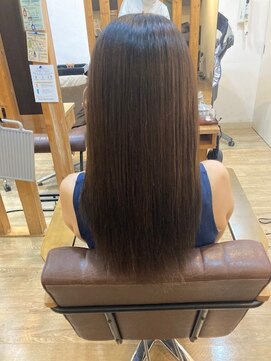 グランバイ アトリエドングリ(Grand × AtlierDonguri) お客様髪質改善データ1384(白髪ぼかし)