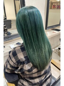 セルカ 新宿(CERCA) ブリーチグリーンカラー［CERCA新宿/新宿西口］