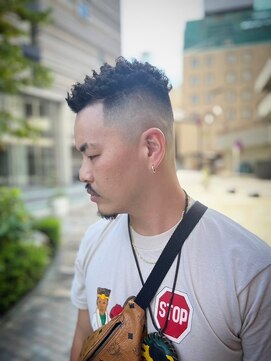 キングスマントーキョー 府中店(KINGSMAN TOKYO) ボルサリーノパーマ