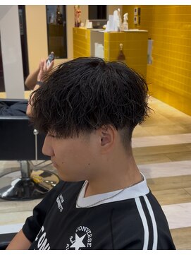 ルースト 京都河原町店(ROOST) ツイストツイスパスパイラルパーマメュシュ白メッシュやりら