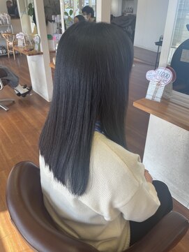 ミナ Hair design mina ヘアデザイン ショート→伸ばし中ロング