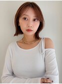 切りっぱなし ボブレイヤー くびれヘア ワインレッド 外ハネ