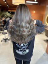 モアナ バイ ラナ 上小田井(MoanA BY LANA)&nbsp;ミルクティーグレージュ×艶髪