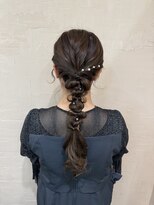 メゾンドムニ 恵比寿(Maison de MUNi) 編みおろしヘア