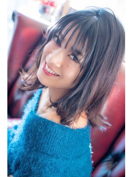 ロンド フィーユ(Lond fille) 切りっぱなしの外はねボブ