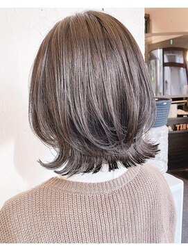 ティーシェル(TIECHEL) 小顔イメチェン、ラベンダーカラーくびれレイヤーボブ