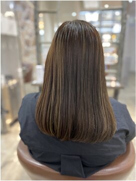 カラーリゾートAi 葛西店 ハイライトベージュ