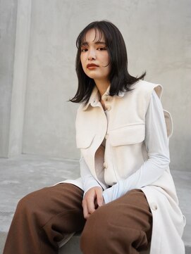 ドットハリス(.Hallis) 大人かわいい/小顔/ミディアムレイヤー/20代30代40代