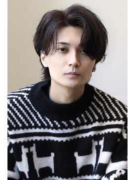 ネイビー(NAVY) センターパートコンマヘア韓国毛流れマッシュウルフ刈り上げ