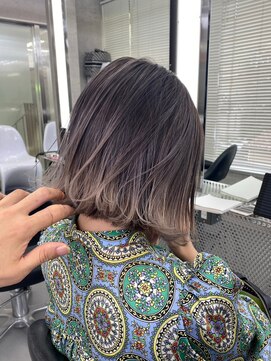 イキ 表参道(iki omotesando) モード/無造作ウェーブ/大人ガーリー[表参道駅]