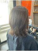レイヤースタイル×白髪ぼかしデザイン