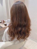 コーエン(cowen) 大人フェミニンロングゆるふわワンカール暗めカラーアラフィフ