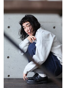 アトリエ ハンチ(atelier HUNCH) ニュアンスウェーブ