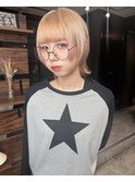 ウルフカット×ホワイトベージュ