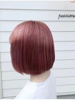 ヘアデザイン パッショーネ(hair design PASSIONE)の写真/透明感のあるカラーで周りと差が付く！デザイン性の高いカラーで、あなただけの特別な色に♪