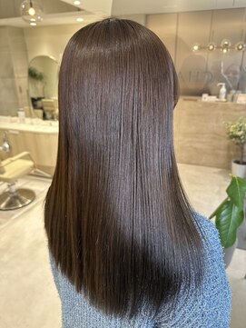 ミズチャーム(Ms.CHARM) ダークブラウン×艶トリートメント