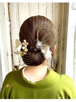 ホワイトルーム(White Room) 和装タイトシニヨン