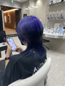 ルクス(Luxs) デザインカラーのミディアムウルフ