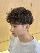 ニアウ 伊勢崎連取店(Niau)&nbsp;波巻きスパイラルパーマツイストスパイラルパーマシャドウパーマ