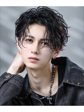 アストラ(ASTRA) MEN’S HAIR/波巻きツイストスパイラル/リバースセンターパート