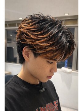 アイトーキョープラスシー 横浜(AI TOKYO+Sea) 横浜/高島町/フェザーパーマ/毛流れパーマ/センターパート