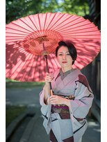 大人女子シニヨン