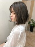 トレンド《カーキグレージュ》前下がりボブ
