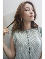 ブゾン(buZon)&nbsp;【buZonブゾン】くびれミディ×ナチュラルベージュ