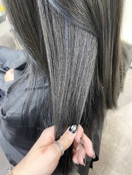 リリー(Lilley) 【Lilley 稲永麻衣】ハイライト＋ブルーブラック天神/今泉