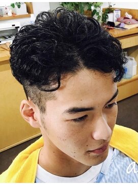 山田理容 ツーブロック