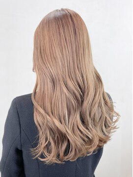アルバム 銀座(ALBUM GINZA) ミルクティーロング_シアースカラーくびれヘアツートン_ba378561