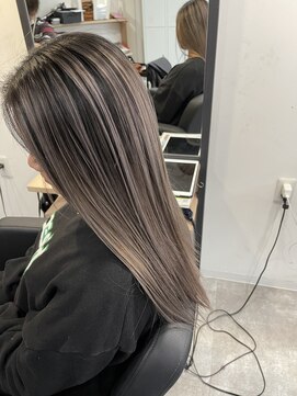 ラフ 難波店(LAFF) #ショコラアッシュ#ヘルシースタイル#ふんわりカール