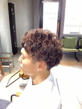 グラッド(GLAD) モテhair☆サンセットが似合うアップバング×スパイラル