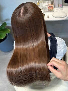 シンボルス 池袋(Symbols) ヘーゼルベージュ/髪質改善/縮毛矯正/池袋髪質改善/池袋縮毛矯正