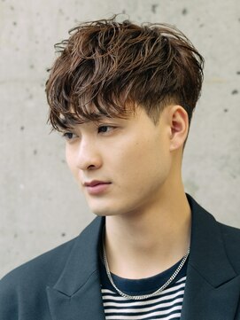 ガーデンヨコハマエスト(GARDEN YOKOHAMA est) ツーブロック　ニュアンスパーマ　軽め　ショート