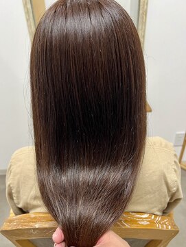 ロカ ヘアー(ROKA hair) パサつきが気になる方へ！キレイに髪を伸ばしたい時は美髪エステ