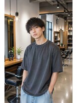 MEN's Baguz MEN'Sカット/ MEN'Sパーマ/ MEN'Sカラー 無造作ウェーブの韓国風メンズマッシュ