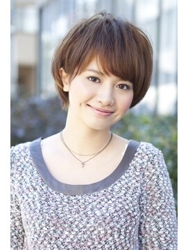 ロッカ(rocca) 綺麗めショート