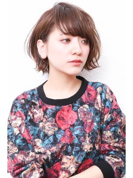 モニカ 西宮北口(Monica) 大人かわいい伸ばしかけグレージュナチュラルボブ