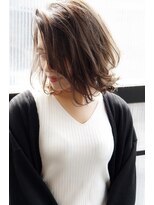 トルネード(TORNADO)&nbsp;前下がりボブチョコレートグレージュハイライト