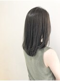 オリーブグレージュ×ナチュラルミディ