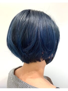 アッシュ たまプラーザ店(Ash) ハンサムショート×ブルージュ